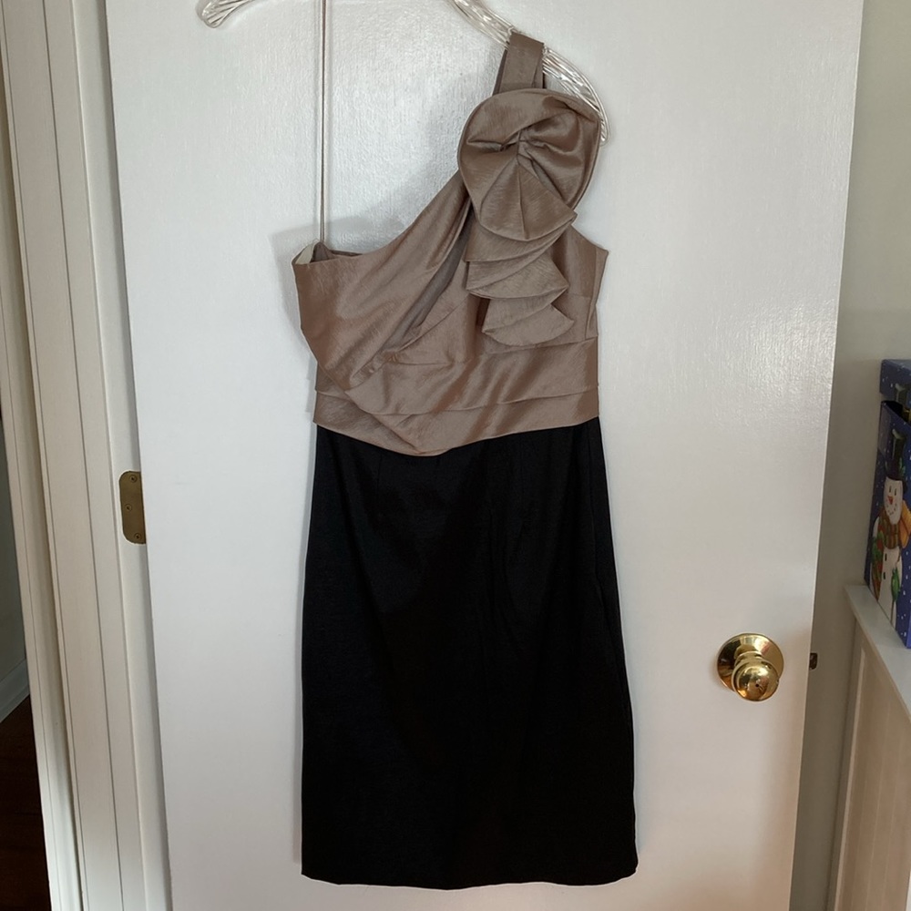 London Times, One Shoulder, Champaign and black, Size 4 Dress